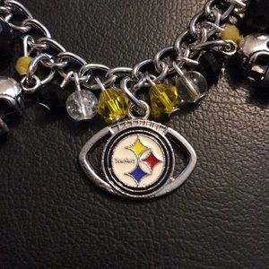 LIMITED SALE! Pittsburgh Steelers charm bracelet!
